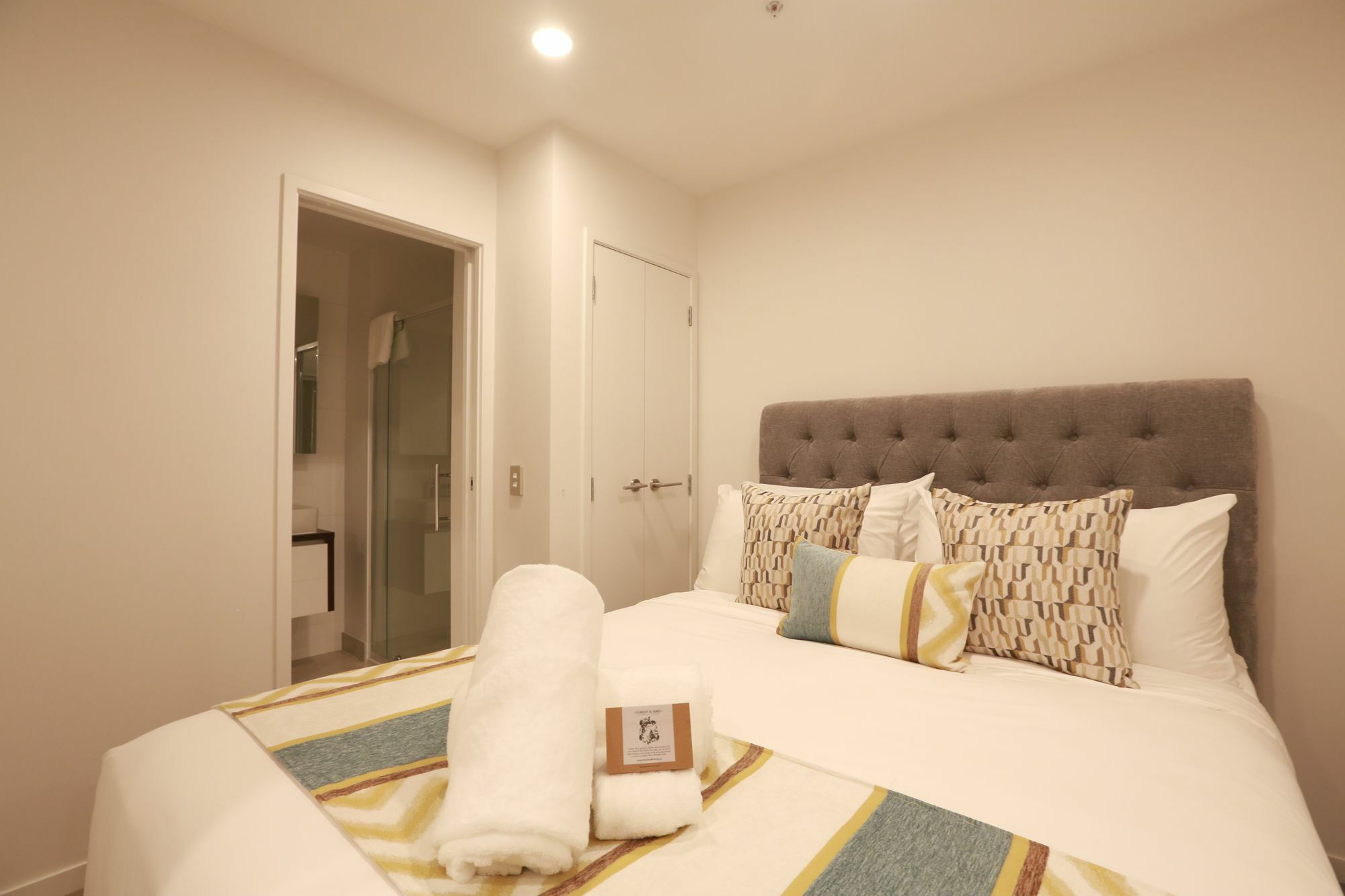 Everest Serviced Apartments On Albert Auckland Exterior photo