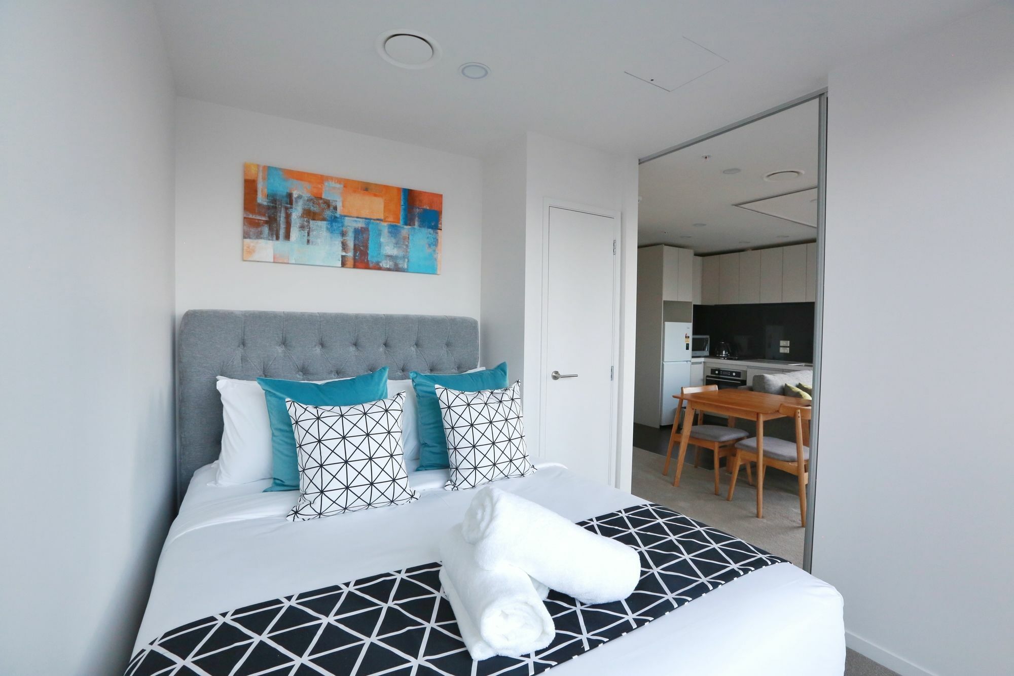 Everest Serviced Apartments On Albert Auckland Exterior photo