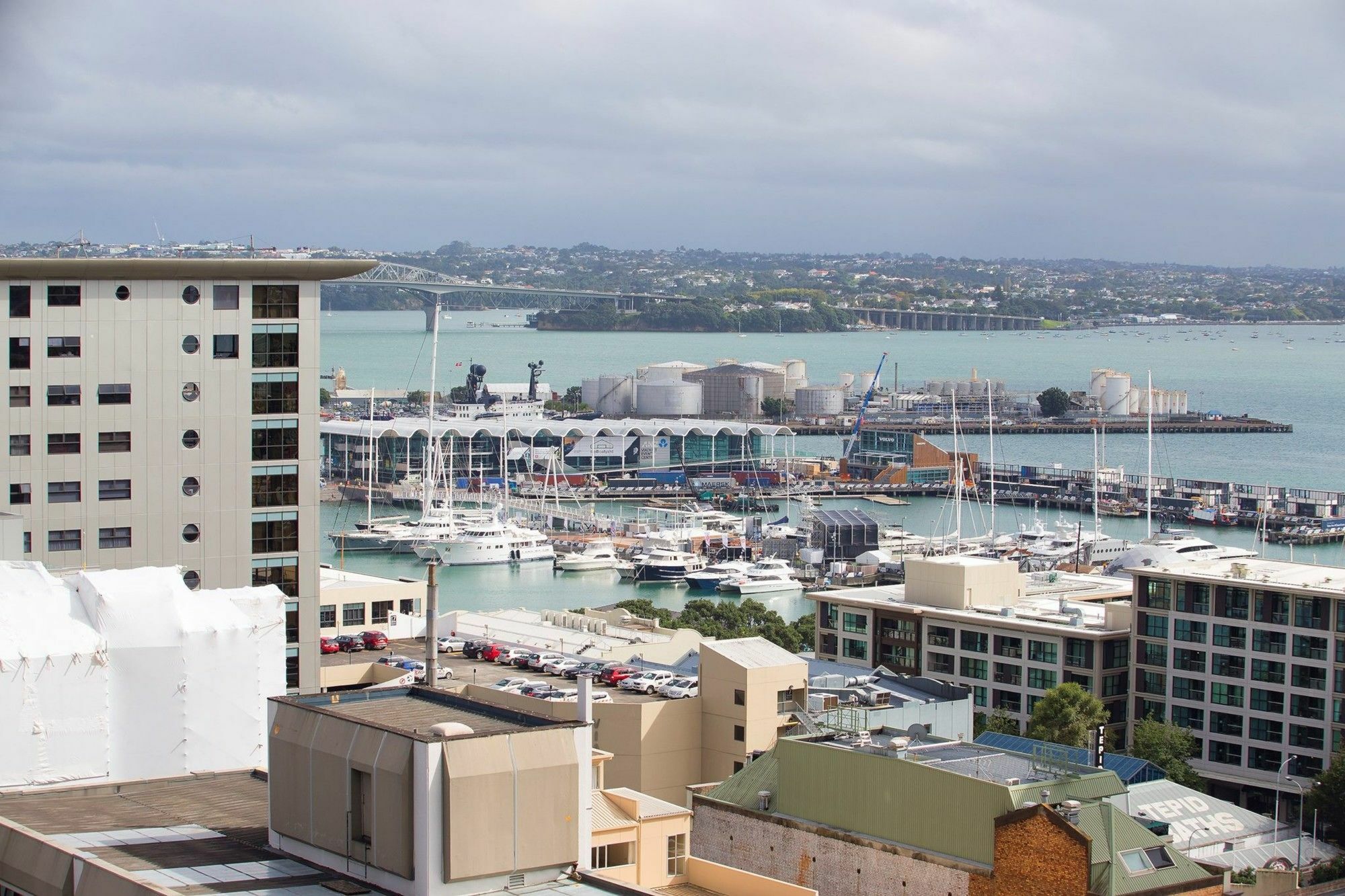 Everest Serviced Apartments On Albert Auckland Exterior photo